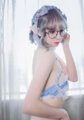 黄色美女毛片_DVD日本电影免费