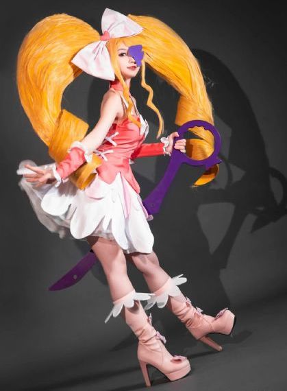 亚洲欧洲久久精品久久_十万网红美女美酱